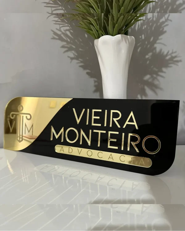 Placa de porta em acrílico
